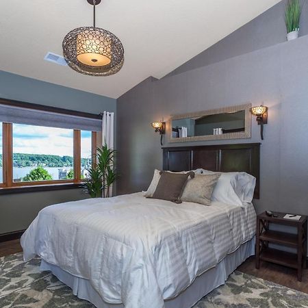 River View Lodge Le Claire Екстер'єр фото