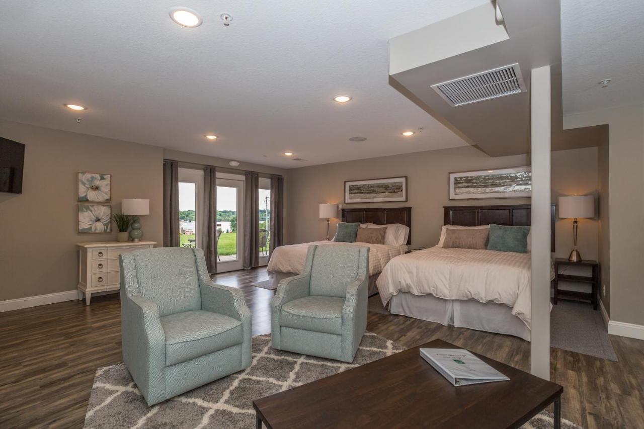 River View Lodge Le Claire Екстер'єр фото