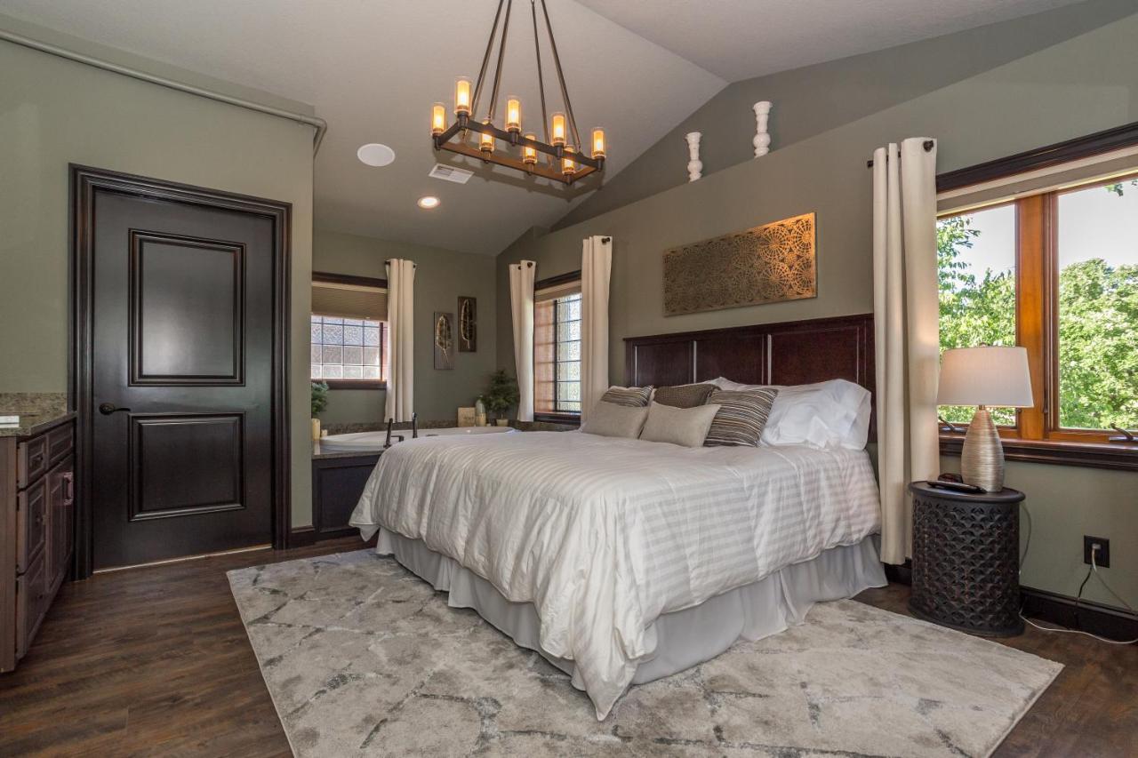 River View Lodge Le Claire Екстер'єр фото